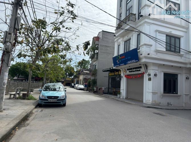 Bán mảnh đất 88m2 kinh doanh đẹp tại mặt hồ thôn Hậu Dưỡng,Kim Chung,Đông Anh,Hà Nội