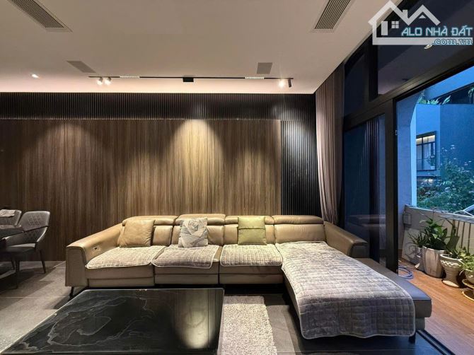 SIÊU PHẨM 7 TẦNG THANG MÁY FULL NỘI THẤT,VIEW BIỂN DT600TR/NĂM TT HẢI CHÂU CHỈ NHỈNH 11 TỶ