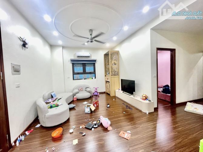🏢 CHUNG CƯ CĂN GÓC – 106M² – 3PN – TẦNG 2 – FULL NỘI THẤT – GIÁ CHỈ 5.7 TỶ