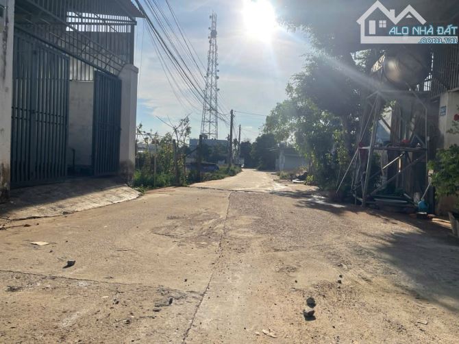 Đất hẻm 246 Ymol chưa qua vành đai