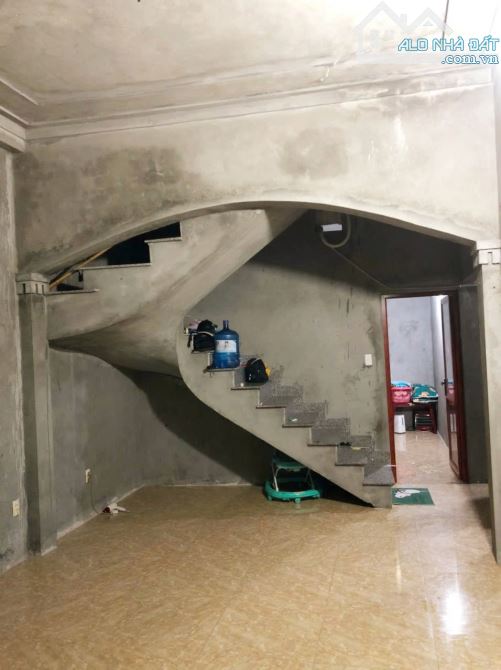 Cần bán nhà chính chủ - giá tốt - vị trí đẹp - dọn vào ở ngay
