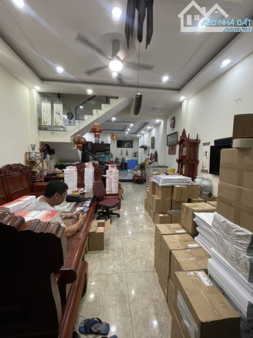 73m2, Hẻm xe hơi, 4 tầng, Phan Văn Trị, P10, Gò Vấp, Chỉ nhỉnh 12T còn TL