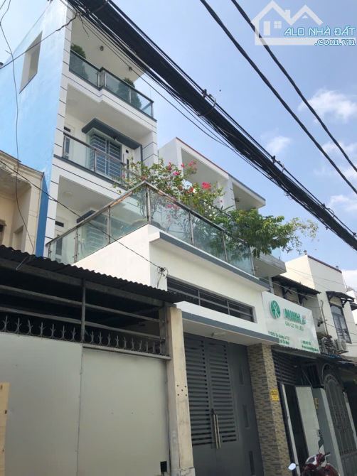 hiếm có khó tìm, 68 m2 4 tầng chỉ 6 tỷ, hẻm xe tải 1 căn ra mặt tiền