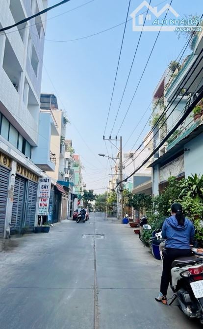 NHÀ ĐẸP 3 TẦNG – HẺM 8M XE HƠI – THOẠI NGỌC HẦU TÂN PHÚ – 71M2-4PN-NHỈNH 7TỶ.