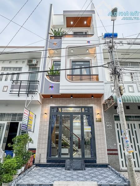 NHÀ TRỆT 2 LẦU KDC THỚI NHỰT 1 - CÁCH ĐH Y DƯỢC 150M