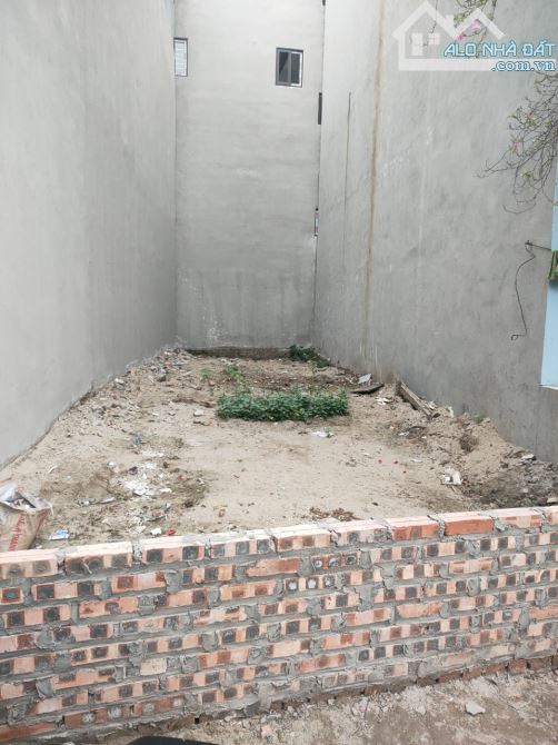 Bán đất Liên Mạc, 36m2, mặt tiền 3,5m, phân lô, ô tô,  nhỉnh 3tỷ.