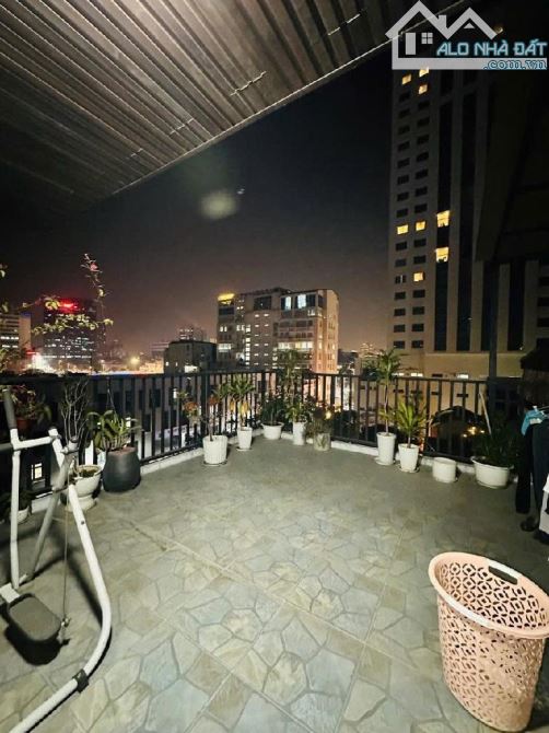 Bán nhà phân lô nghĩa đô 6 tầng thang máy, lô góc  view công viên, kinh doanh
