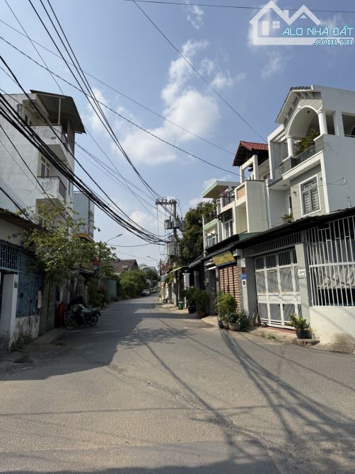 🏡🏡 CHỦ GỬI NHÀ 2 MẶT TIỀN HẺM TRƯỚC SAU 1 TRỆT 1 LỬNG 80 M² (4,6 × 19) 3 PHÒNG NGỦ