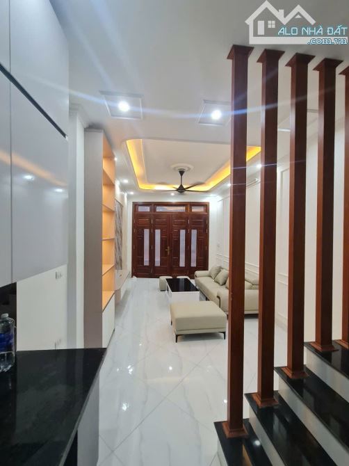Chính chủ cần Bán Gấp nhà Mễ Trì-Nam Từ Liêm chỉ 6tỷ9 với vị trí HOT nhất khu vực.