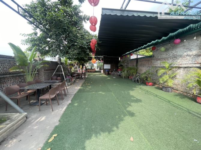 NHÀ HÀNG BỀ THẾ TÂY HỒ QUẬN - DT KHỦNG - NỞ HẬU- VỪA Ở VỪA KD NHÀ HÀNG SÂN VƯỜN