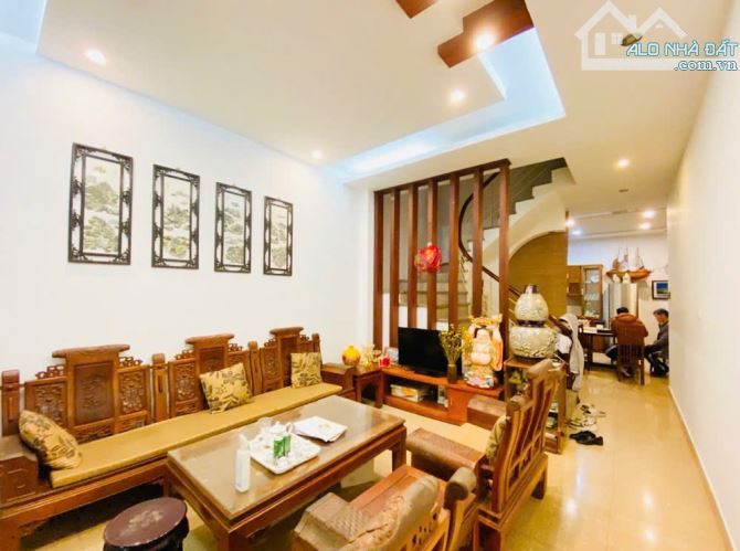 BÁN NHÀ PHÂN LÔ KIM GIANG – Ô TÔ TRÁNH – Ở VÀ KINH DOANH ĐỈNH
