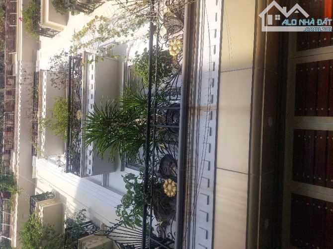 BÁN NHÀ VIEW MIPEC SIÊU ĐẸP,S=70m2 4tầng Mặt 10m, chào 8.6tỷ.