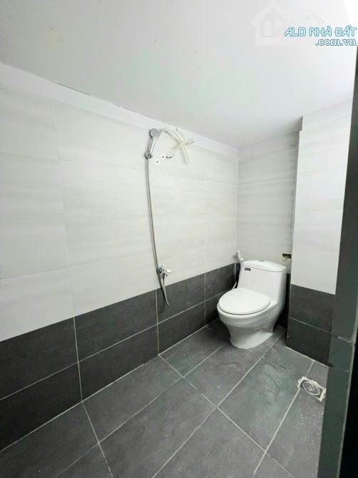 QUẬN 2 MẶT TIỀN ĐƯỜNG - CĂN HỘ DỊCH VỤ DOANH THU KHOÁN 55TRIỆU/THÁNG - NGUYỄN THỊ ĐỊNH - 10