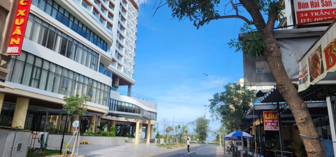 BÁN KHÁCH SẠN CÁCH BIỂN 50M ĐI BỘ MT PHAN VĂN TRỊ VŨNG TÀU 6 TẦNG DT SÀN 574M2 GIÁ 27 TỶ - 10