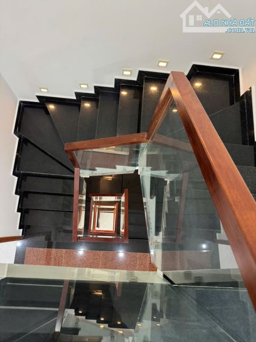 Nhà 4tầng / HÀ HUY GIÁP , dt 62,4m (4,3x12) , phường Thạnh Xuân ,Quận 12💰5,1ty - 10