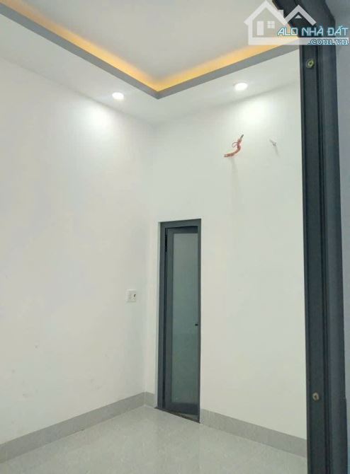 Chủ cần tiền bán gấp nhà ở Tiền Lân, Hóc Môn - Giá 830 Triệu - Sổ Hồng Riêng - 11