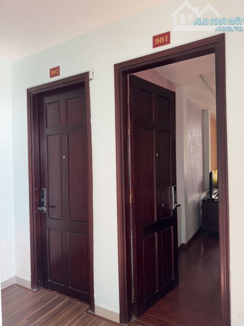 Bán Khách sạn 10 tầng ngay Cầu Tràng Tiền - 13