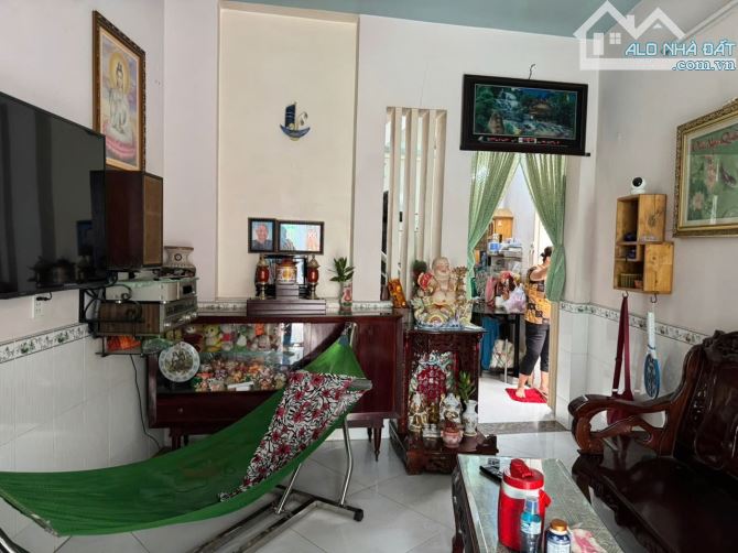 Bán nhà hẻm gốc 2MT Phạm Thế Hiển -43.8m.2- 3.3m x 14.02m- nở hậu nhẹ 3.66m- 1 lầu -2PN F7 - 1