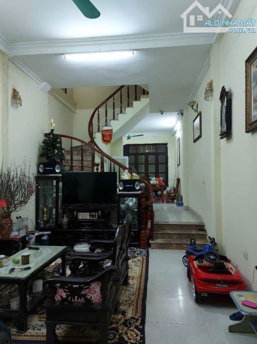 Bán nhà Đông Ngạc, Bắc Từ Liêm. 2m ra ô tô, hợp vừa ở vừa cho thuê, 62m2x4T, nhỉnh 7 tỷ - 1