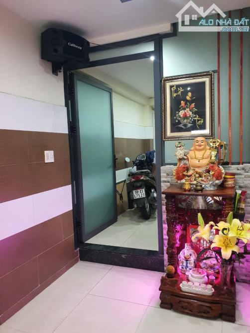 Bán nhà Linh Trung,gần Đại Học Ngân Hàng_Hoàng Diệu 2,đường 10m thông, giá rẻ 9.x tỷ - 1