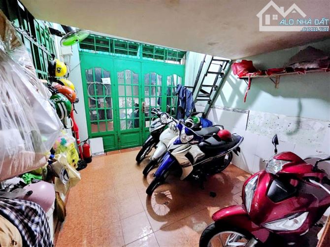 Bán nhà hẻm oto đỗ cửa, 44m2, Nguyễn Kiệm, P3, Gò Vấp, Sổ nở hậu, nhỉnh 5 tỷ - 1