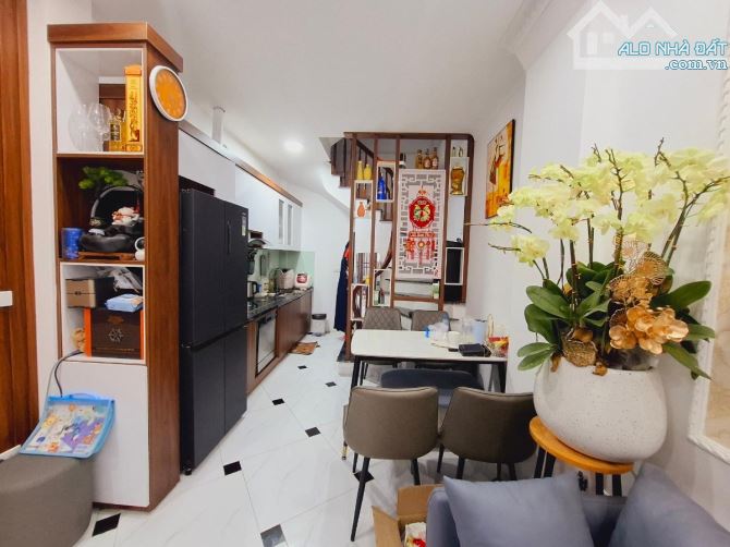 NHÀ MỚI DÂN MỚI XÂY 5 TẦNG, 32M, Ô TÔ TRÁNH CÁCH NHÀ 9M, CHỈ 6 TỶ GẦN CHỢ HÀ ĐÔNG - 1