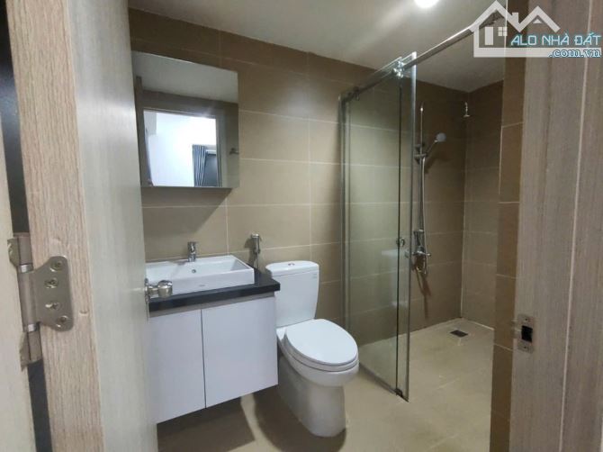 Bán Gấp Căn Hộ Cosmo City - Nguyễn Thị Thập, 98m2 3PN  Full Nội Thất - 1