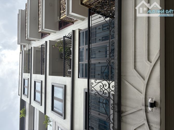 GIẢM CHÀO 500TR CHỦ ĐANG CẦN TIỀN XỬ  LÝ CÔNG VIỆC BÁN GẤP CĂN  NHÀ   - SÁT TRƯỜNG CẤP -XU - 1