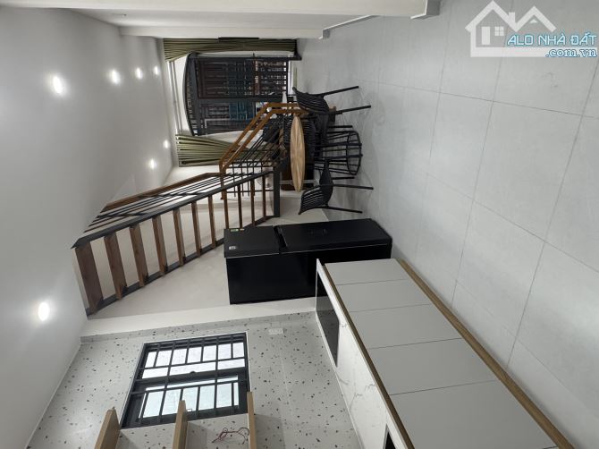 ✅Nhà 2 tầng mới đẹp  hẻm Nguyễn Thiện Thuật, Lộc Thọ, gần ngã tư Minh Khai, cách Biển 350m