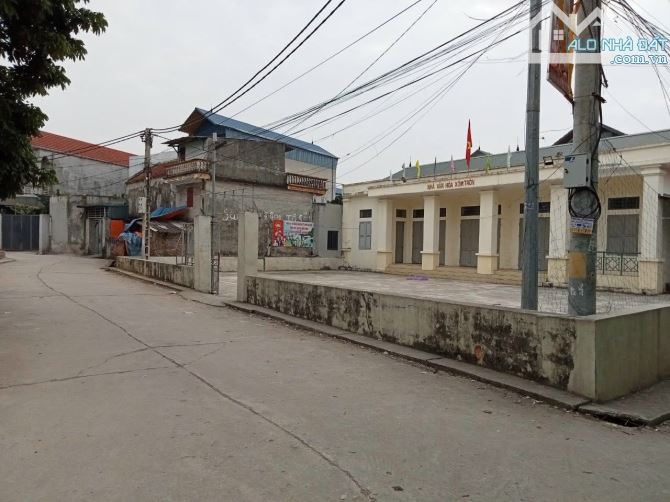 Cc cần bán 70,2m đất full thổ  đường thông ô tô giá 1x tỷ - 1