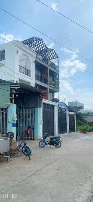 MẶT TIỀN HẺM Đất FULL thổ cư đường THẠNH XUÂN 25/, phường THẠNH XUÂN, Q12, dt 107m2 (4mx30 - 1