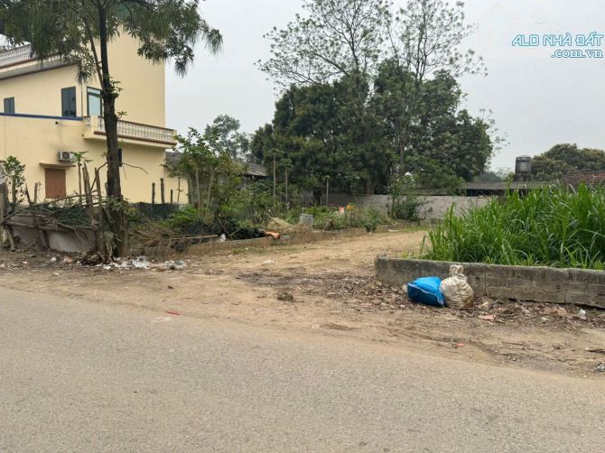 Bán gấp lô đất ở Đông Sơn - Chương mỹ khu vực trung tâm với những thông số: - 1