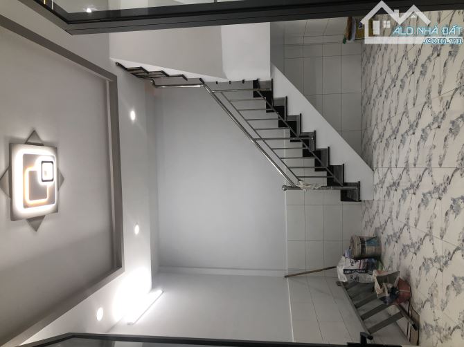 KỀ BÊN TÊN LỬA Q6 – TỈNH LỘ 10 – HẺM 4M THOÁNG – NGANG 7M – 42M² - 1