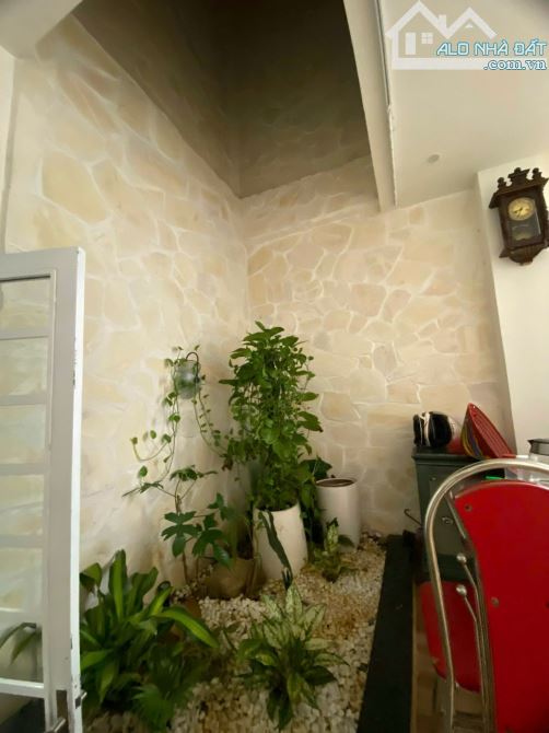 Nhà 02 Tầng Mặt tiền Trần Quang Khải, Trung Tâm Ngã 6, Huế - 1