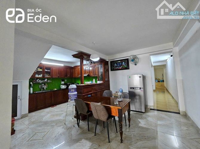 BÁN NHÀ 2 TẦNG MẶT TIỀN YMOAN. DT: 6,2x30. GIÁ: 8,3 TỶ. CẦN BÁN GẤP - 1