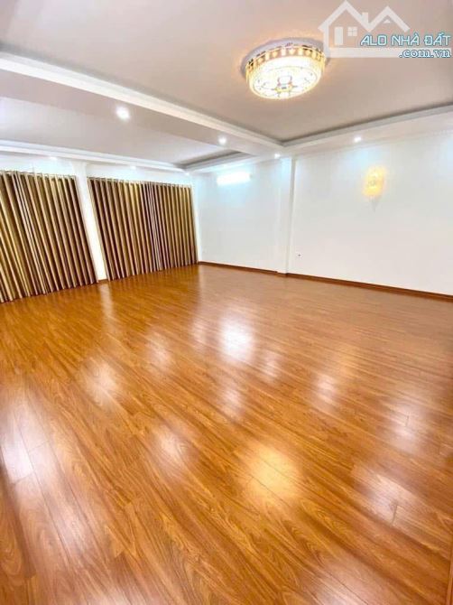 Chị Ngọc vừa nhờ #bánnhà trung tâm #HaiBàTrưng, #Thangmáy, xây 6T, Mới, Hiếm, 7.x tỷ xíu - 1