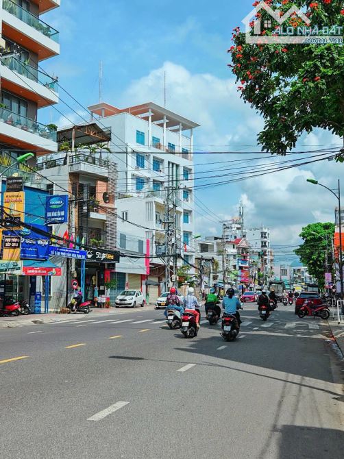 Bán nhà 3 tầng mặt tiền đường 2/4 ngang 4,2m - 1