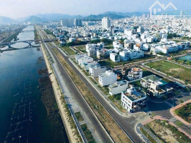 Bán đất mặt tiền đường vành đai 2 view sông quán trường - 1