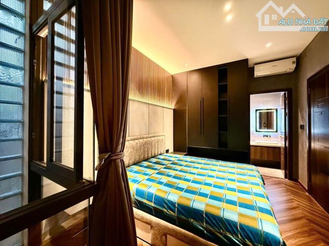 CỰC PHẨM 7 TẦNG MẶT PHỐ TRUNG TÂM HẢI CHÂU – FULL NỘI THẤT CAO CẤP – GIÁ CHỈ 11,7 TỶ! - 12