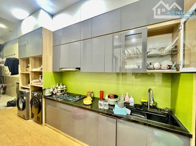 🏢 CHUNG CƯ CĂN GÓC – 106M² – 3PN – TẦNG 2 – FULL NỘI THẤT – GIÁ CHỈ 5.7 TỶ - 14
