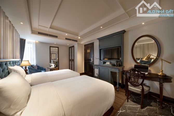 Chủ vay Bank 100 tỷ- Khách sạn mặt phố Hàng Điếu- 200m2 - MT 8.5m - 11 tầng - 50p - 195 tỷ