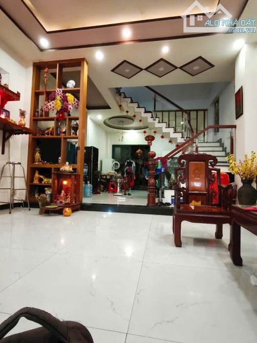 BÁN NHÀ 2 TẦNG ĐÚC MẶT TIỀN ĐƯỜNG 20M TÔ NGỌC VÂN, THẠNH XUÂN, Q12 - 2