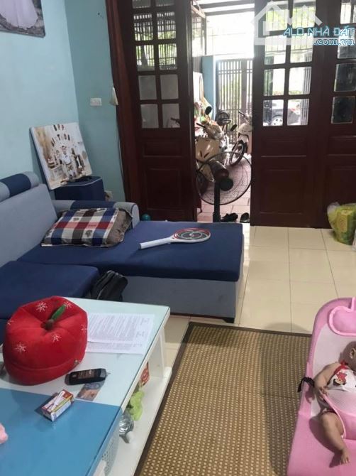 CỰC HIẾM PHỐ AN DƯƠNG VƯƠNG - PHÂN LÔ - Ô TÔ TRÁNH - VỈA HÈ KINH DOANH - BÁN ĐẤT TẶNG NHÀ - 2