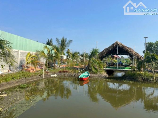 Nhà vườn 500m2 đất view kênh cực đẹp chỉ 980tr - 2