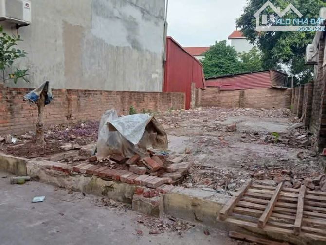 Lô đất La Thạch, 100m MT khủng long, cực tiềm năng, ngõ thông, ô tô tránh giá bán nhanh - 2