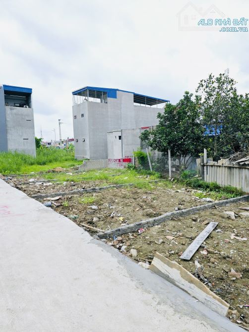 Bán đất hơn 60m Lương Quán, Nam Sơn ô tô chỉ 1,3x tỷ. - 2