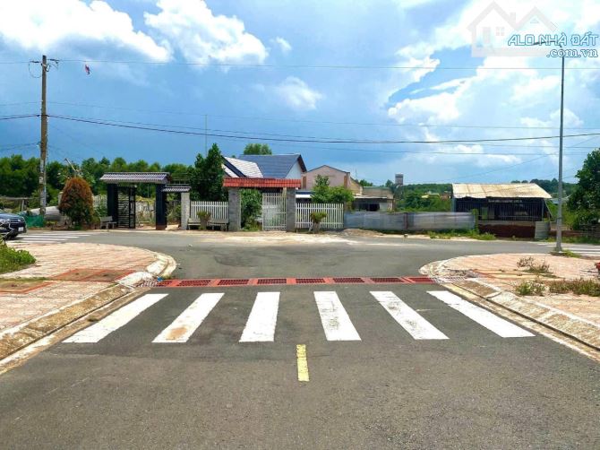 HÀNG NGỘP BANK - CẦN BÁN LÔ DT 126M2 - GIÁ 2TỶ250, THIỆN CHÍ CHỐT GIÁ LỖ SO VỚI THỊ TRƯỜNG - 1
