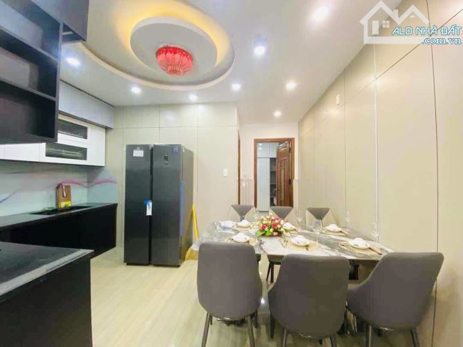 Bán Nhà Kiệt Trải Nhựa 123 Cù Chính Lan - 3 Tầng - 71m1 - MT 4m5 - 5Tỷ15. - 2