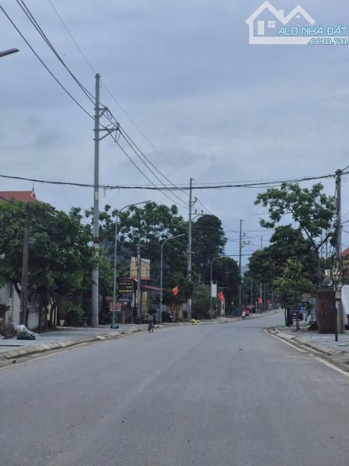 Bán Đất Hoà Thạch Quốc Oai Sát Khu Công Ngệ Cao Hoà Lạc 110m giá 2.2 tỷ - 2