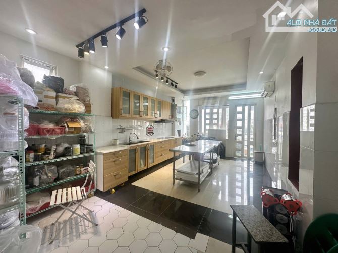🏡 LÔ GÓC 6 TẦNG – TRUNG TÂM BÌNH THẠNH – NGANG KHỦNG – GIÁ CHỈ 18 TỶ!! 🏡 - 2